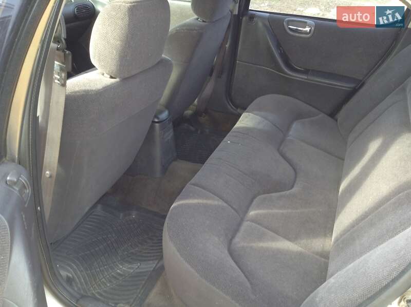 Седан Chrysler Stratus 1999 в Миколаєві