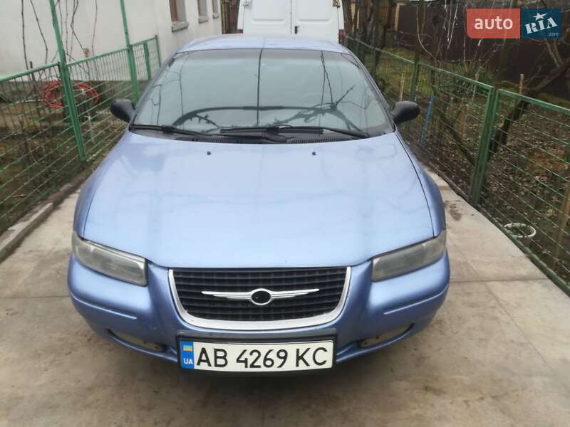 Седан Chrysler Stratus 1995 в 