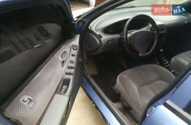 Седан Chrysler Stratus 1995 в 