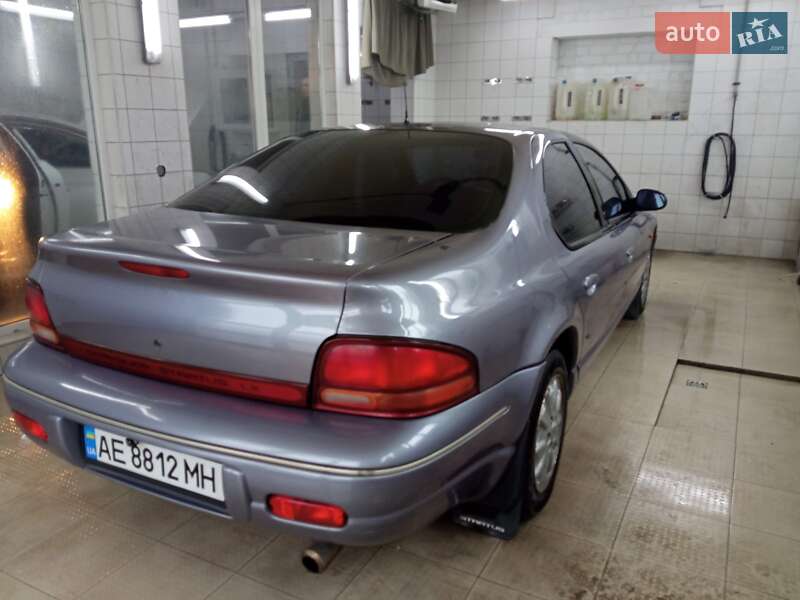 Седан Chrysler Stratus 1995 в Дніпрі фото 3 Седан Chrysler Stratus 1995 в Дніпрі