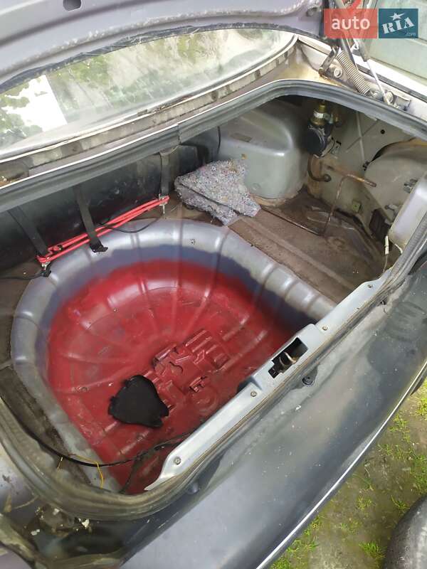 Седан Chrysler Stratus 1995 в Новом Роздоле