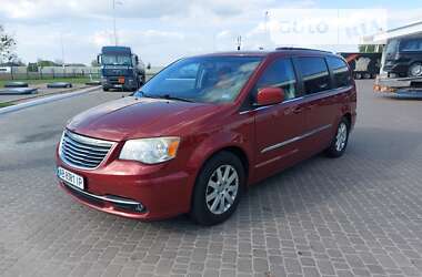 Chrysler Town & Country 2013