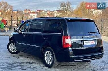 Минивэн Chrysler Town & Country 2012 в Хмельницком