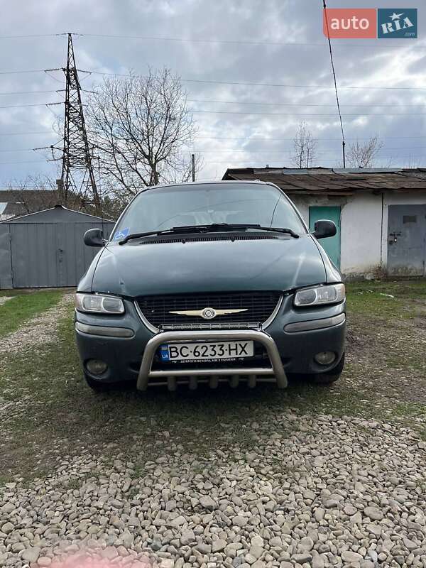 Універсал Chrysler Town & Country 1999 в 