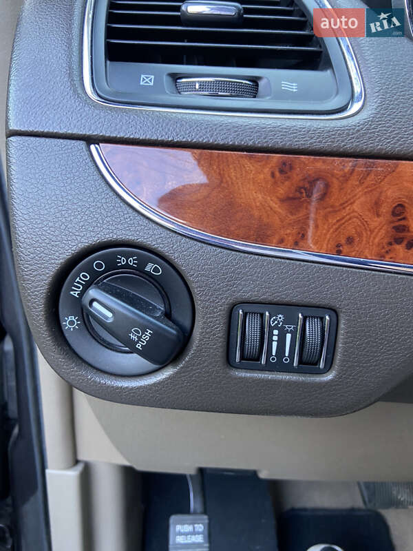 Мінівен Chrysler Town & Country 2014 в Василькові