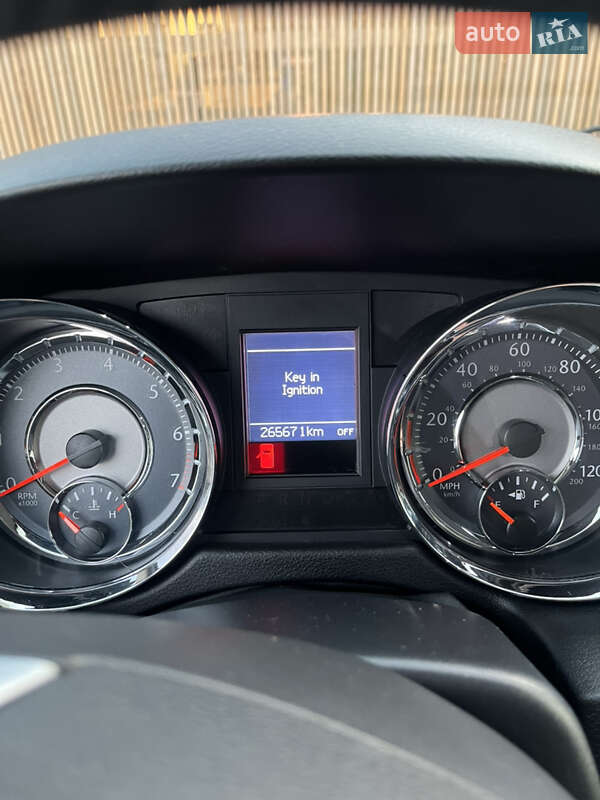 Минивэн Chrysler Town & Country 2012 в Виноградове