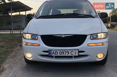 Минивэн Chrysler Town & Country 1999 в Виннице