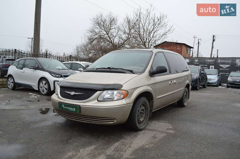 Chrysler Town & Country 2002