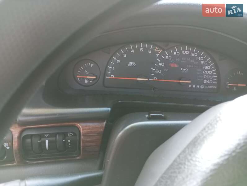 Седан Chrysler Vision 1997 в Одессе