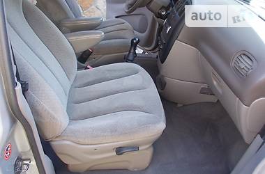 Минивэн Chrysler Voyager 2003 в Львове