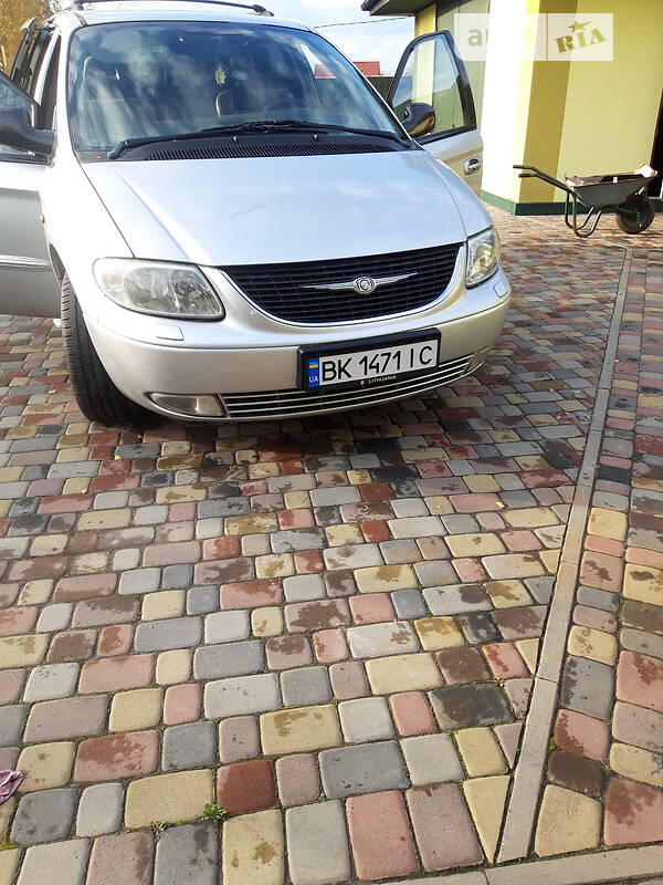 Минивэн Chrysler Voyager 2003 в Сарнах фото 2 Минивэн Chrysler Voyager 2003 в Сарнах
