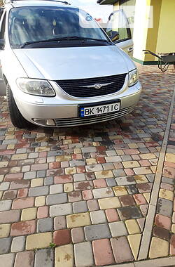 Минивэн Chrysler Voyager 2003 в 