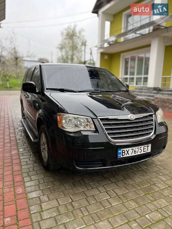 Внедорожник / Кроссовер Chrysler Voyager 2008 в Хмельницком
