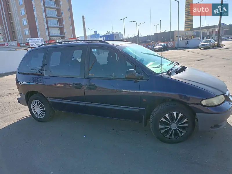 Chrysler Voyager