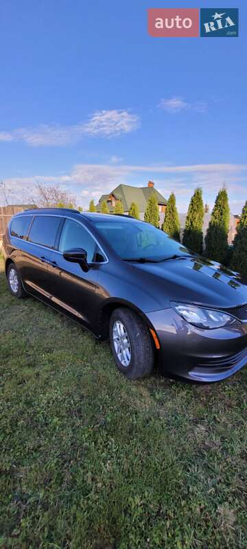 Мінівен Chrysler Voyager 2020 в Яворові
