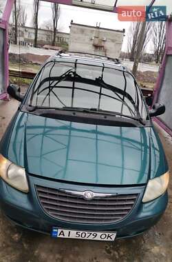 Минивэн Chrysler Voyager 2001 в 
