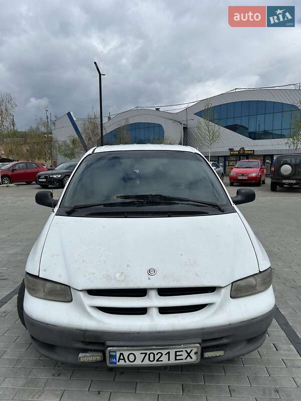 Chrysler Voyager 2000