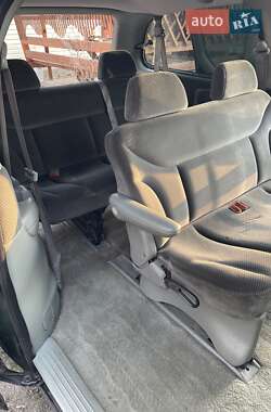 Минивэн Chrysler Voyager 1996 в 