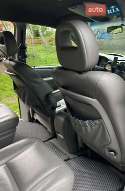 Минивэн Chrysler Voyager 2005 в 