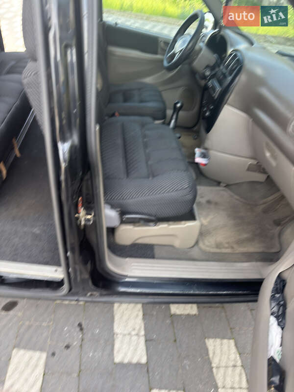 Минивэн Chrysler Voyager 2003 в Бедевле фото 8 Минивэн Chrysler Voyager 2003 в Бедевле