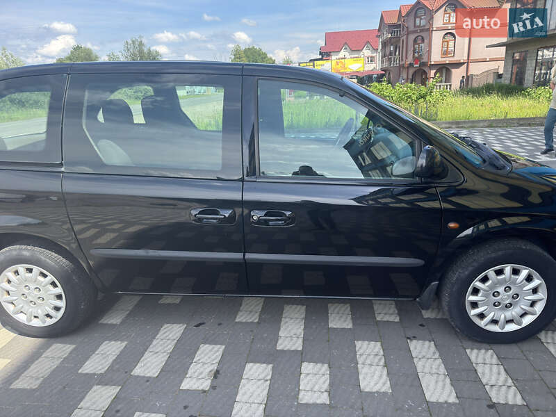 Минивэн Chrysler Voyager 2003 в Бедевле фото 3 Минивэн Chrysler Voyager 2003 в Бедевле