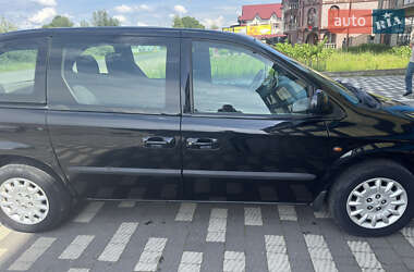 Минивэн Chrysler Voyager 2003 в 