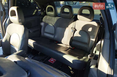 Минивэн Chrysler Voyager 2006 в 
