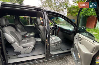 Мінівен Chrysler Voyager 2005 в 