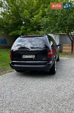 Мінівен Chrysler Voyager 2005 в 