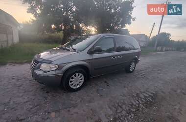 Седан Chrysler Voyager 2006 в Старой Выжевке