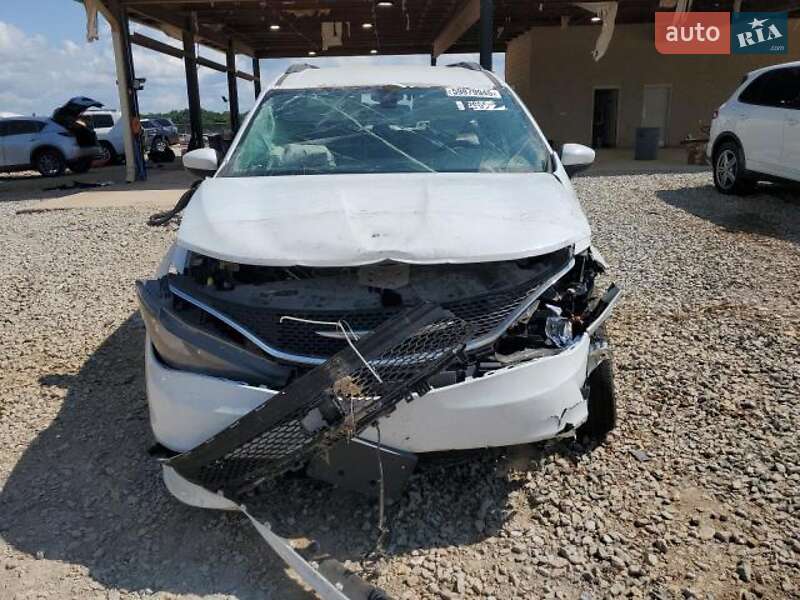 Минивэн Chrysler Voyager 2021 в Трускавце