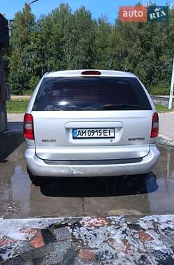 Мінівен Chrysler Voyager 2002 в Житомирі
