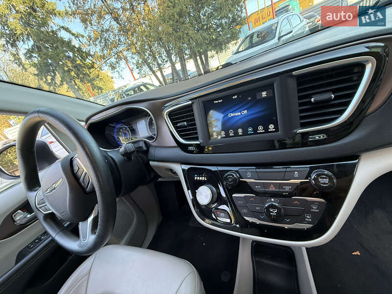 Минивэн Chrysler Voyager 2020 в Луцке фото 17 Минивэн Chrysler Voyager 2020 в Луцке