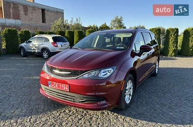 Минивэн Chrysler Voyager 2020 в 