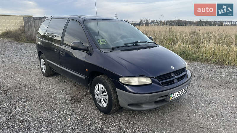 Минивэн Chrysler Voyager 2000 в Киеве фото 7 Минивэн Chrysler Voyager 2000 в Киеве