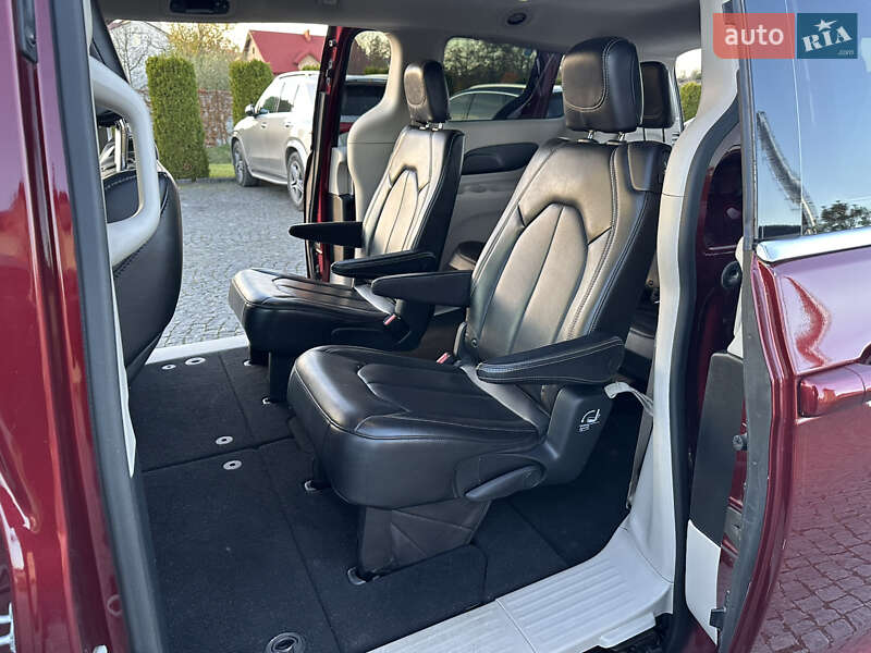 Мінівен Chrysler Voyager 2020 в Жовкві фото 24 Мінівен Chrysler Voyager 2020 в Жовкві