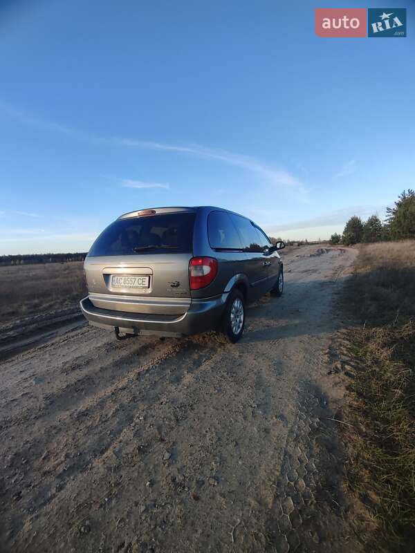 Мінівен Chrysler Voyager 2006 в Камені-Каширському
