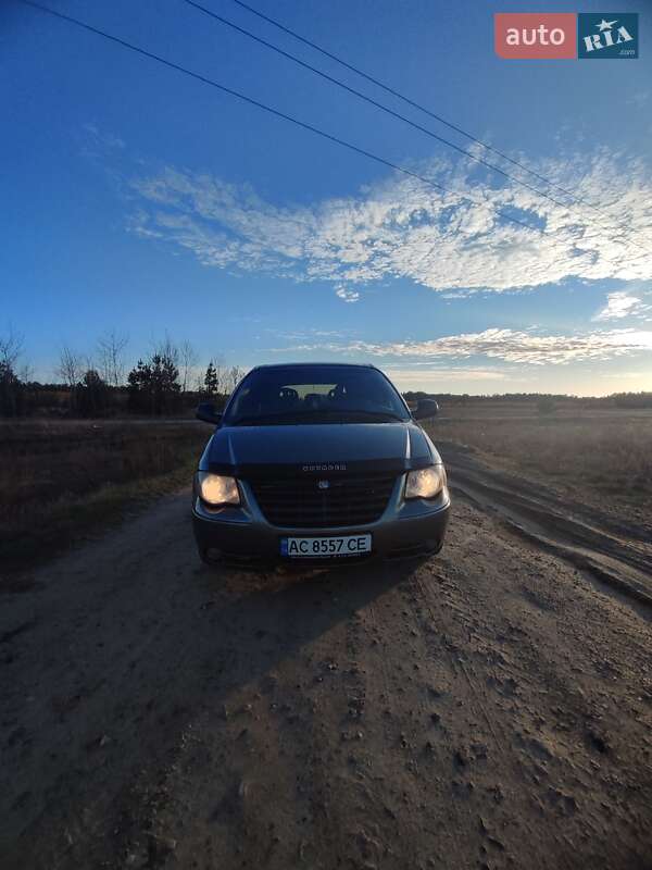 Мінівен Chrysler Voyager 2006 в Камені-Каширському