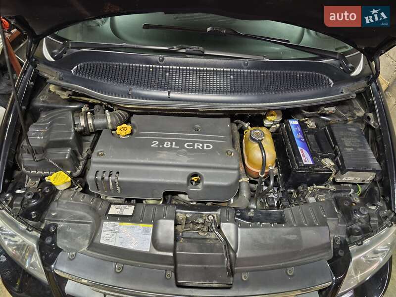 Мінівен Chrysler Voyager 2007 в Дніпрі фото 15 Мінівен Chrysler Voyager 2007 в Дніпрі