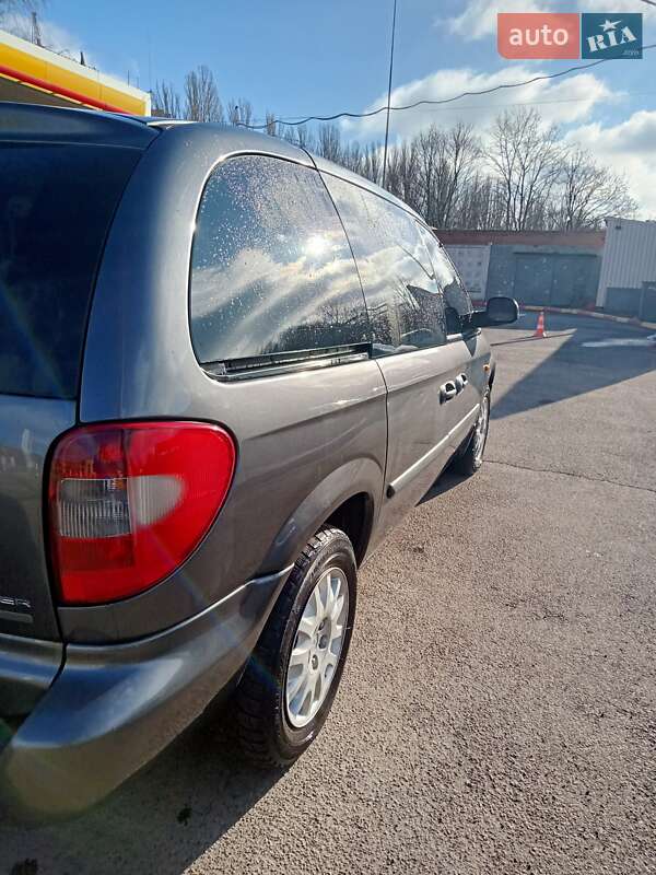 Універсал Chrysler Voyager 2004 в Вінниці