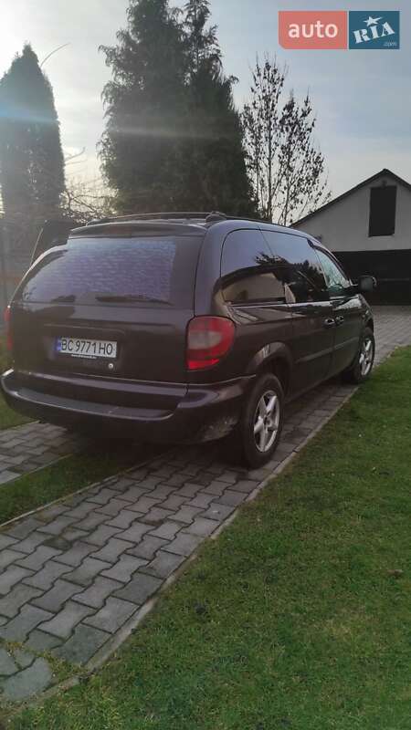 Мінівен Chrysler Voyager 2001 в Рава-Руській