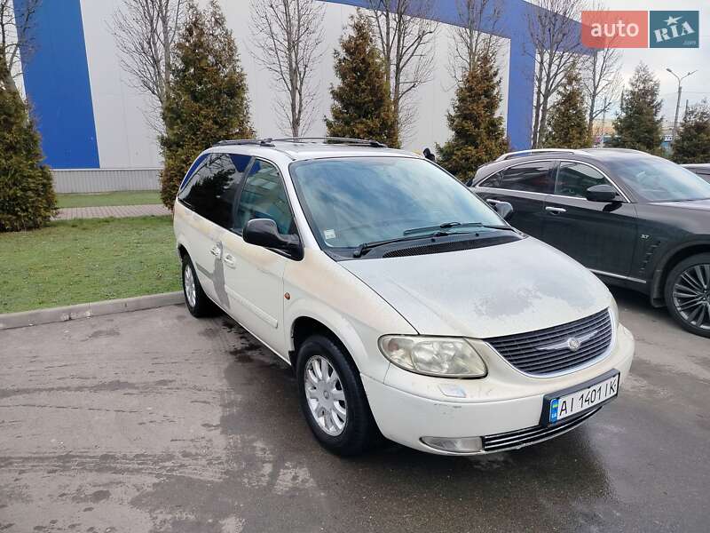 Chrysler Voyager 2003