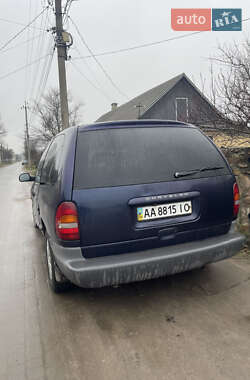 Універсал Chrysler Voyager 1997 в Олевську