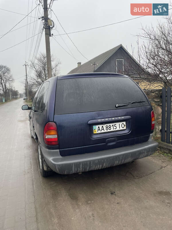 Універсал Chrysler Voyager 1997 в Олевську