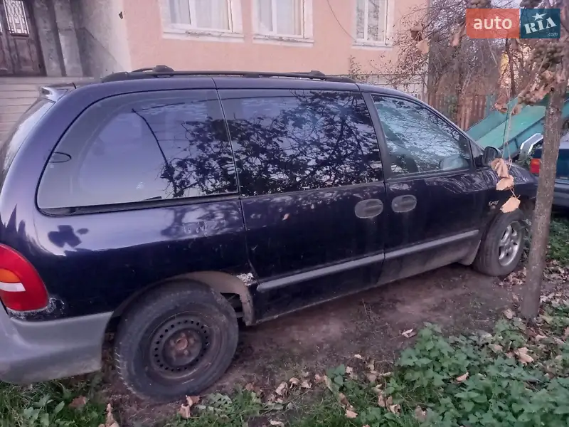 Chrysler Voyager 1999 VIN 1C4GYN2CXXU139566 фото оголошення 8 з 39