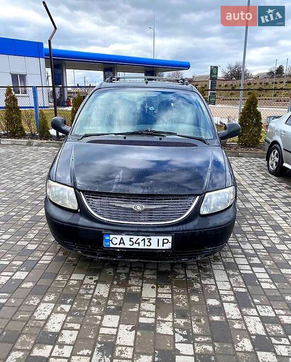 Минивэн Chrysler Voyager 2002 в Новоукраинке
