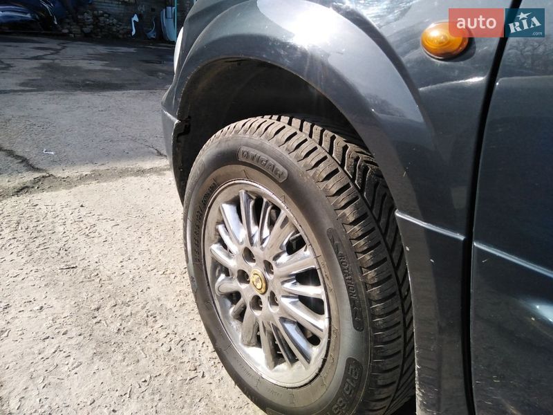 Минивэн Chrysler Voyager 2001 в Запорожье