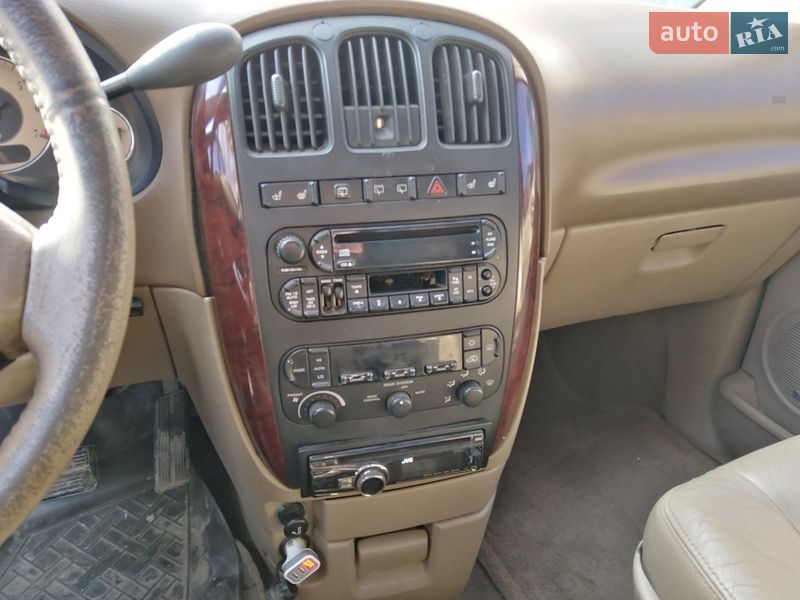 Минивэн Chrysler Voyager 2001 в Запорожье