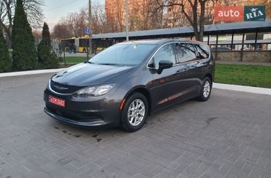 Минивэн Chrysler Voyager 2022 в Киеве