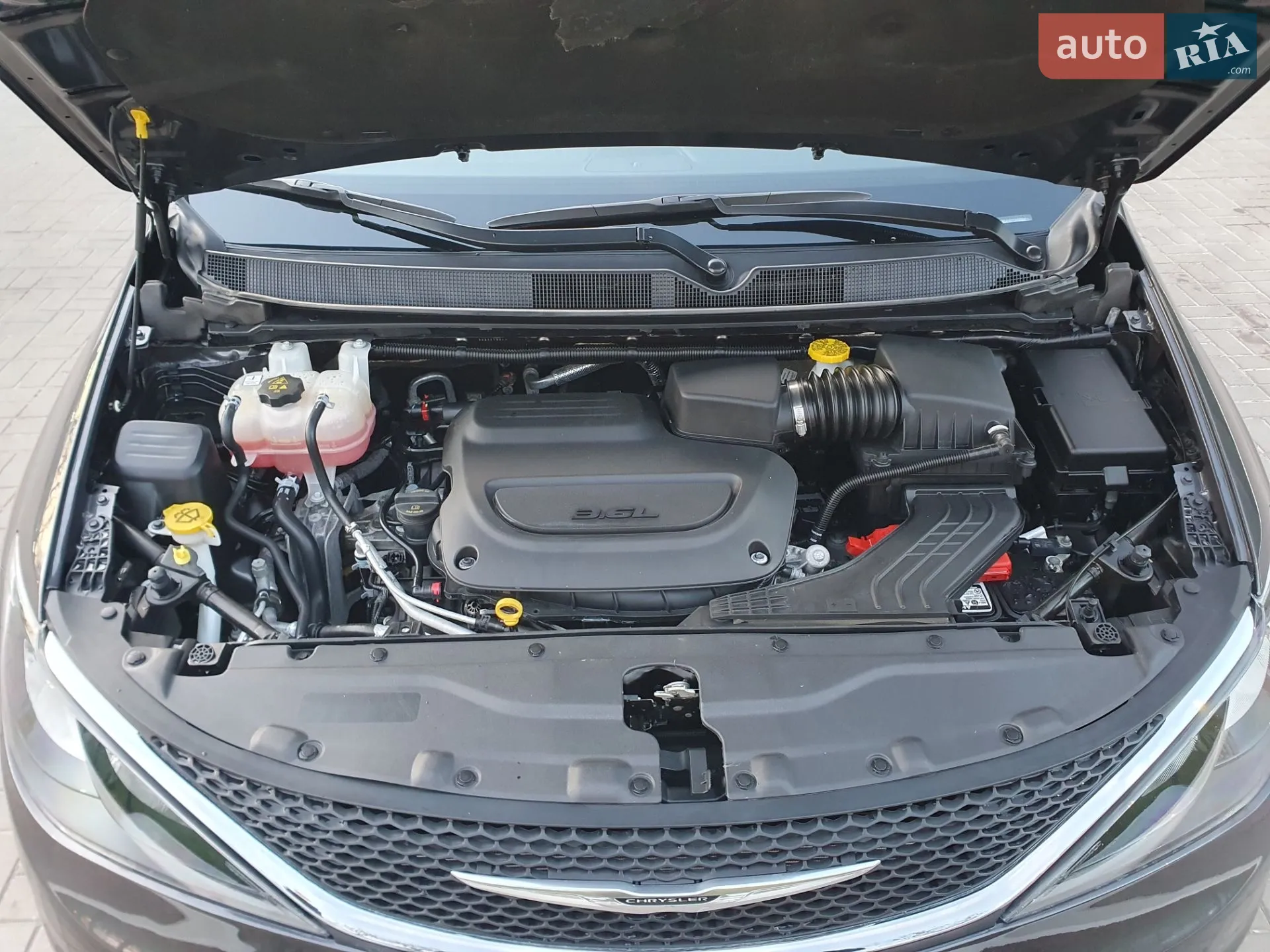 2022 Chrysler Voyager - мініатюра 23